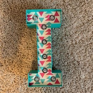 Super cute I letter light